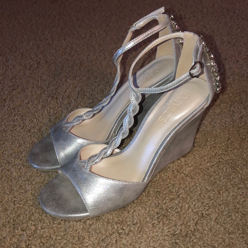 David’s bridal wedges